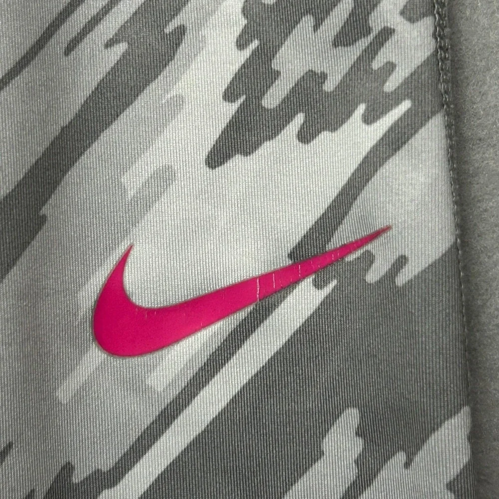 Nike Pro Dri-FIT Leggings Girls XL Grey Camo Cropped 805850-043
